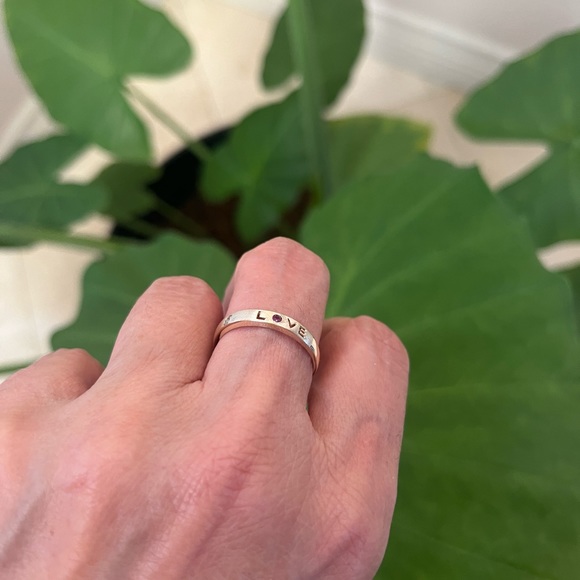 SOLID 14K GOLD LOVE RING WEDDING BAND IN ALL SIZES - Picture 2 of 10